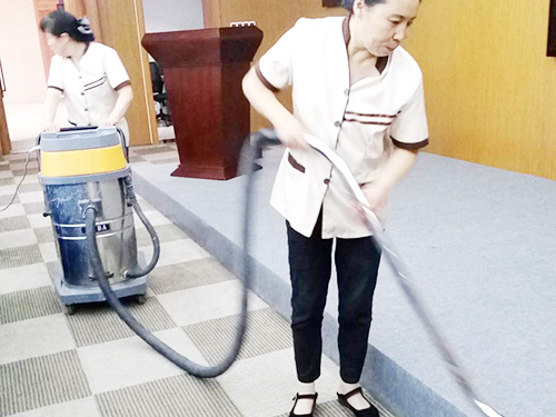 地板養(yǎng)護(hù)：地?zé)岬匕邃佈b、保養(yǎng)中常見的問題